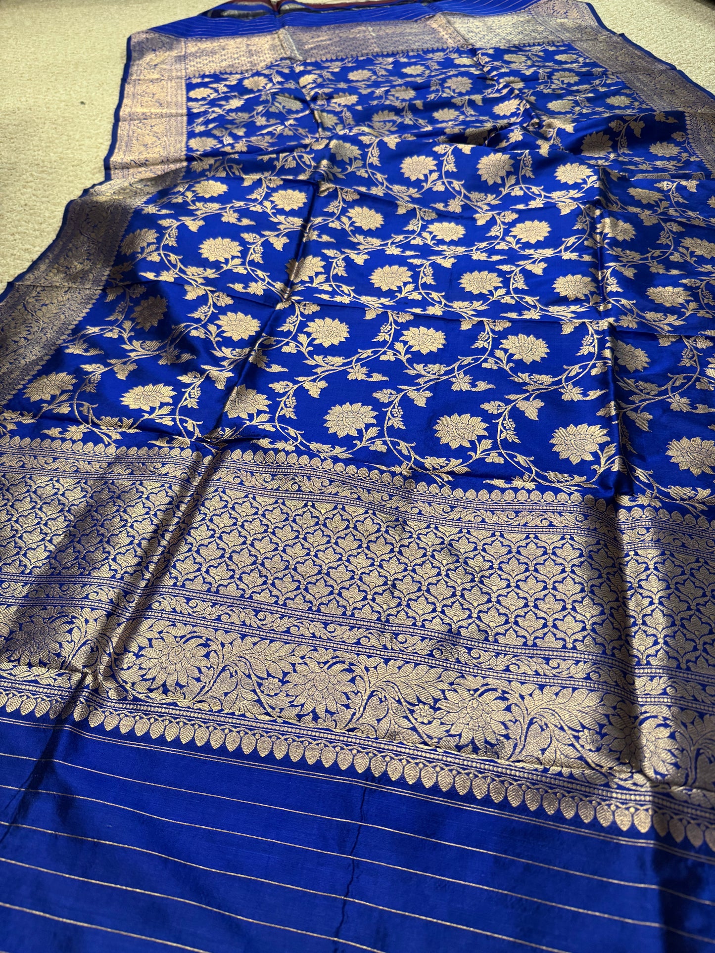 Neel - a handwoven Benarasi silk Dupatta