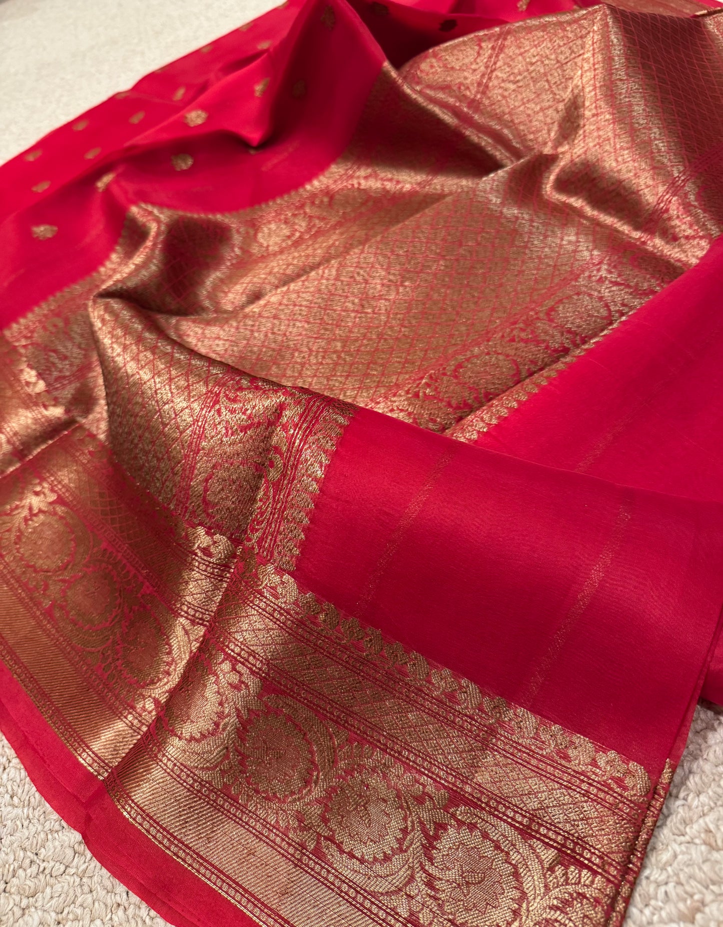 Handwoven Red Kora silk ( Organaza) Banarasi saree