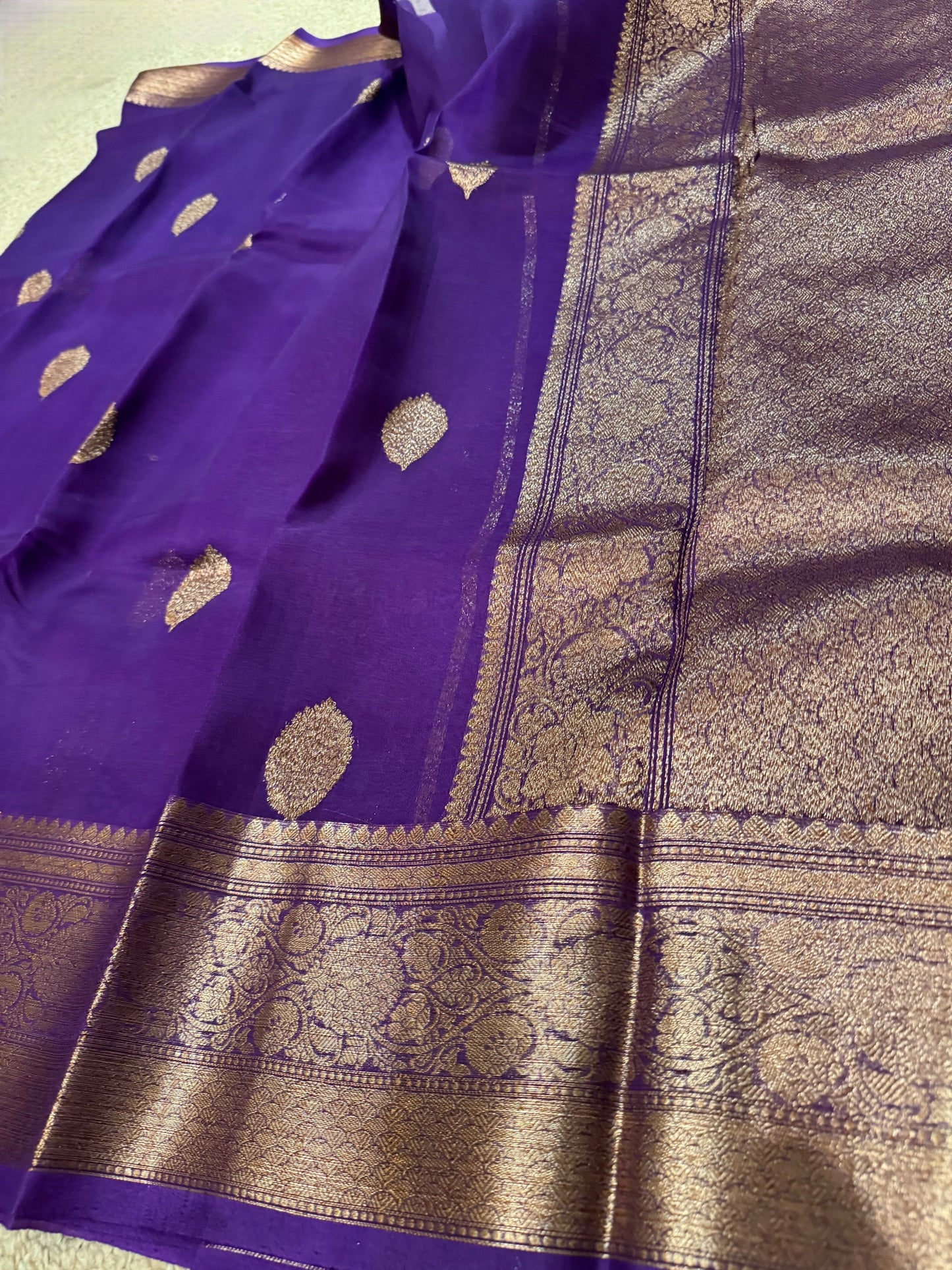 Noor - a handwoven silk organza BANARASI saree