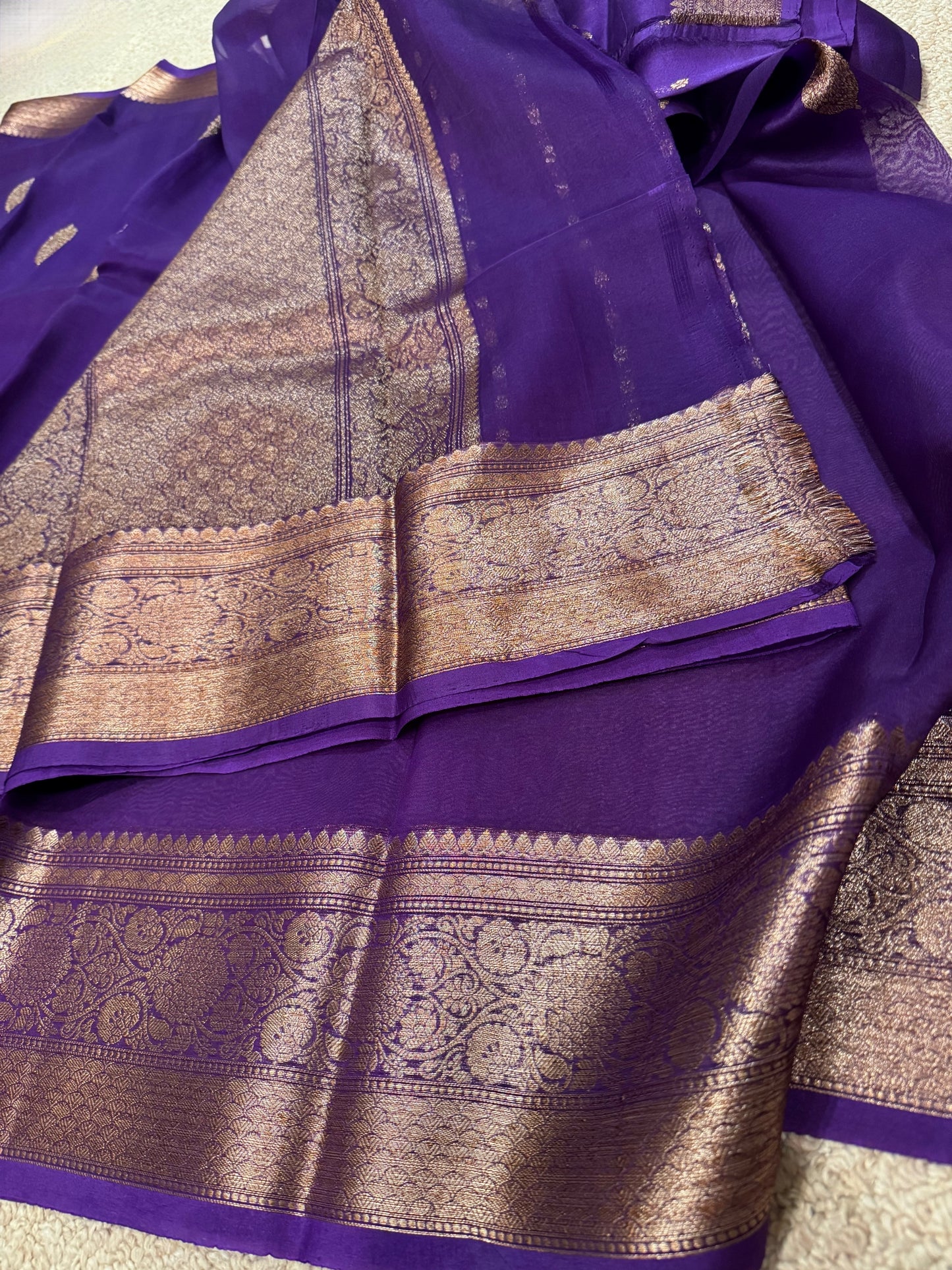 Noor - a handwoven silk organza BANARASI saree