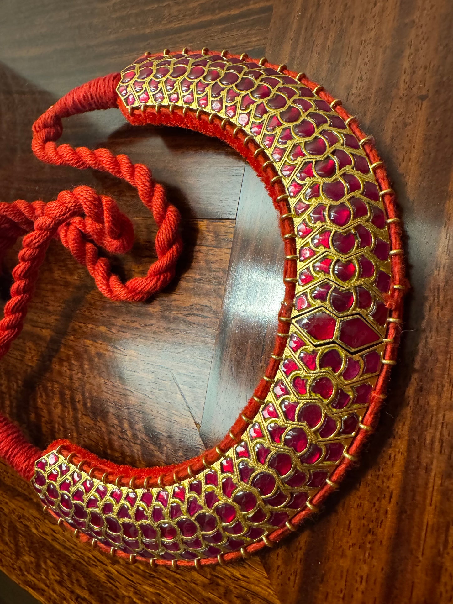 Kundan Neckchoker in 925 Silver Tradition, Rewired in Red