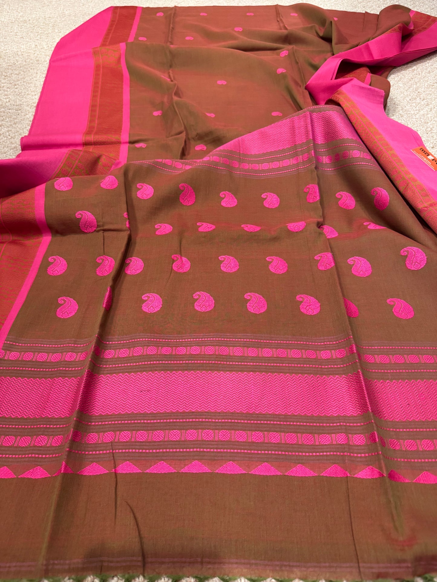 Handwoven Cotton saree from West Bengal