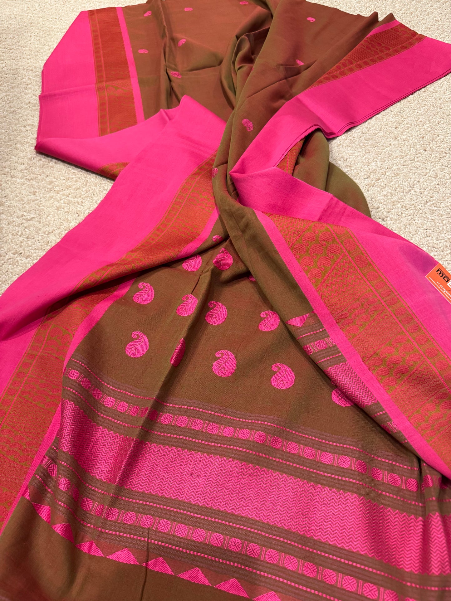 Handwoven Cotton saree from West Bengal
