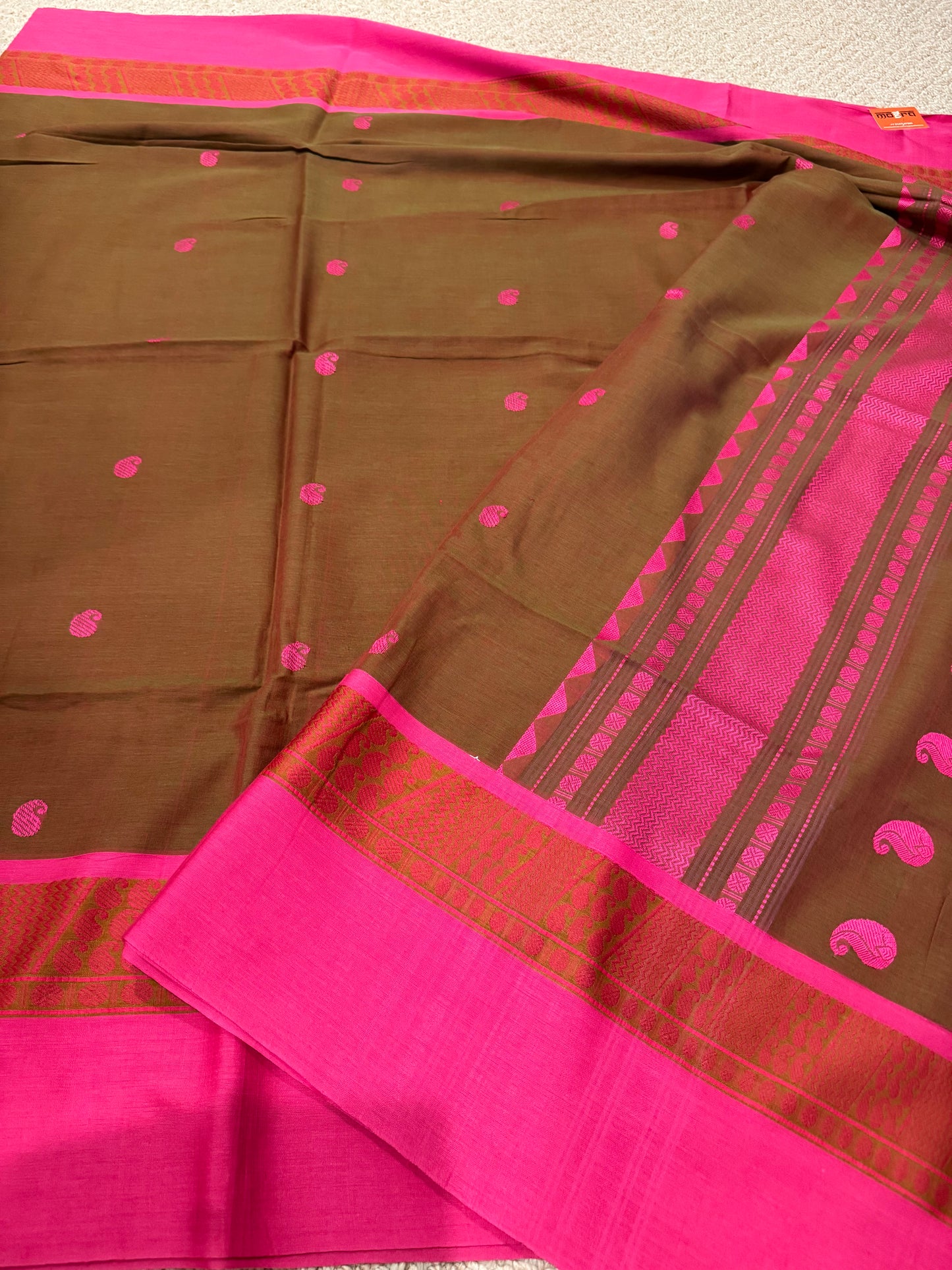 Handwoven Cotton saree from West Bengal